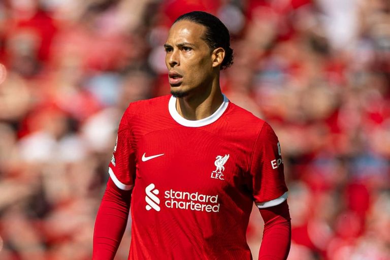 EPL: He's overrated - Ex-Chelsea star slams Van Dijk, reveals three defenders better than him