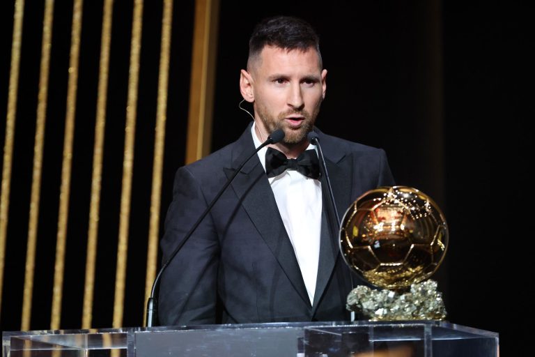 Ballon d'Or: 'Messi didn't rob Sneijder' - Mourinho