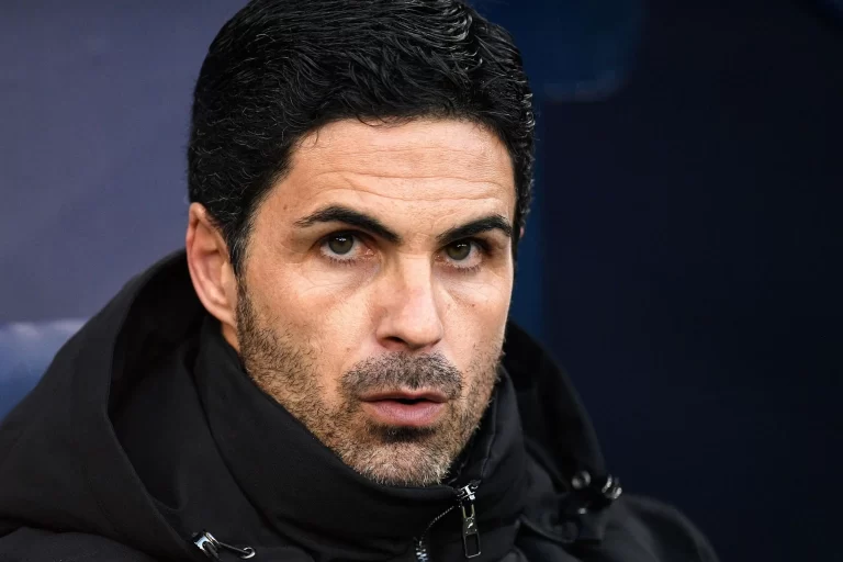 Champions League: Do you trust your players - Walcott questions Arteta after Arsenal's loss to Porto