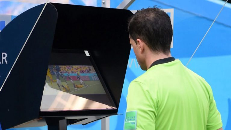 EPL: You're meant to help - VAR criticized after Liverpool's win over Chelsea