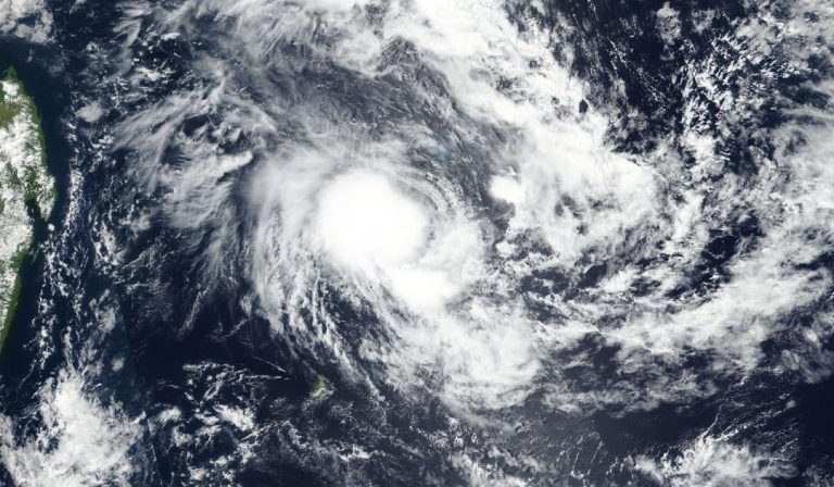 Mauritius grounds flights ahead of tropical storm