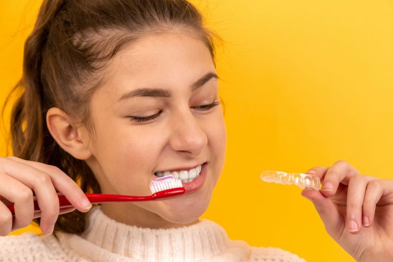 Ways to keep your teeth healthy