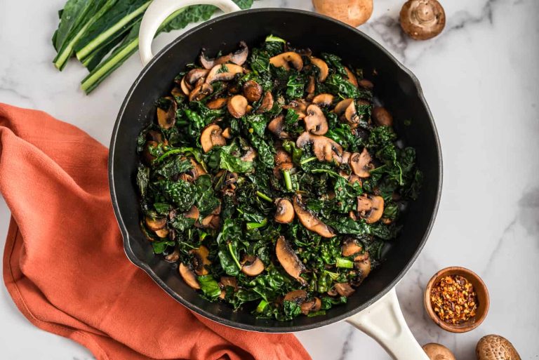 Balsamic Kale and Mushroom Sauté