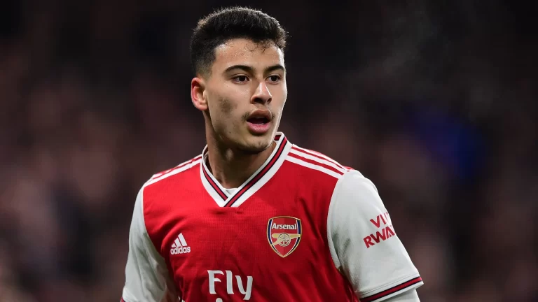 EPL: Martinelli spotted on crutches after Arsenal's 2-1 win over Brentford