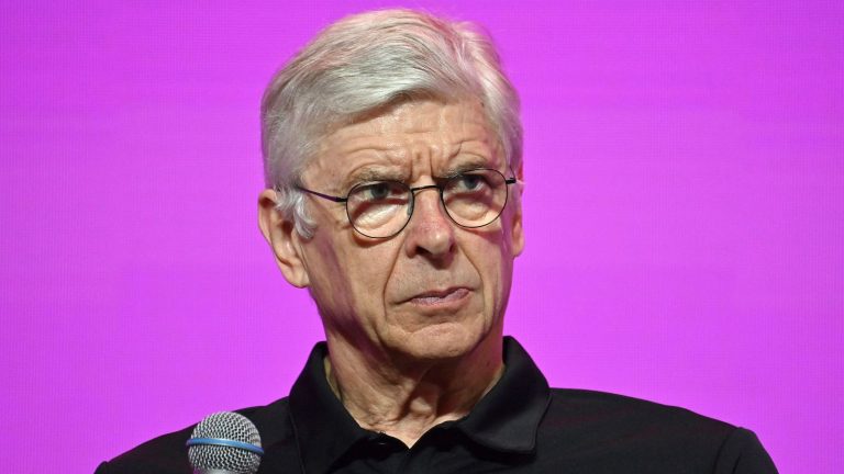 EPL: Wenger predicts team to win title this season