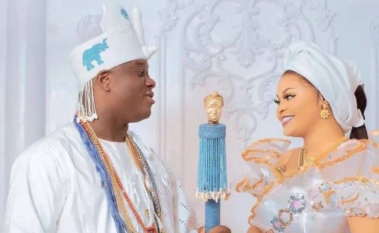 Ooni of Ife, queen welcome twins