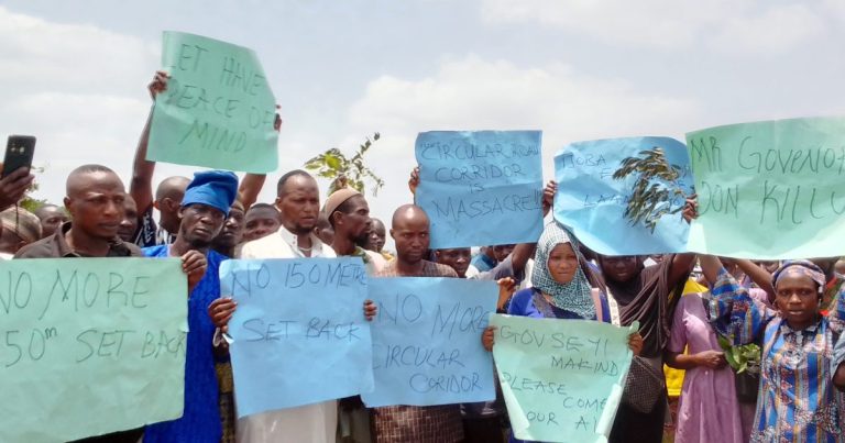 Oyo protesters condemn planned demolition of houses for road construction