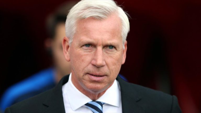 EPL: Alan Pardew advises Man Utd on manager to appoint as Ten Hag's replacement