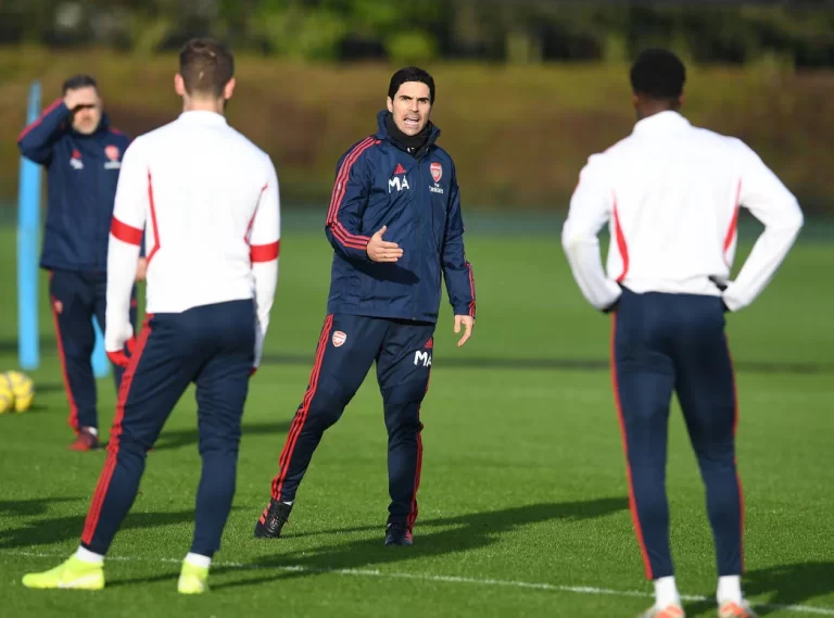 EPL: Put rivalry aside - Arteta warns Arsenal players ahead Tottenham clash