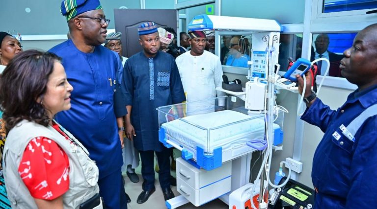 UNICEF hands over first solar medical oxygen plant to Oyo