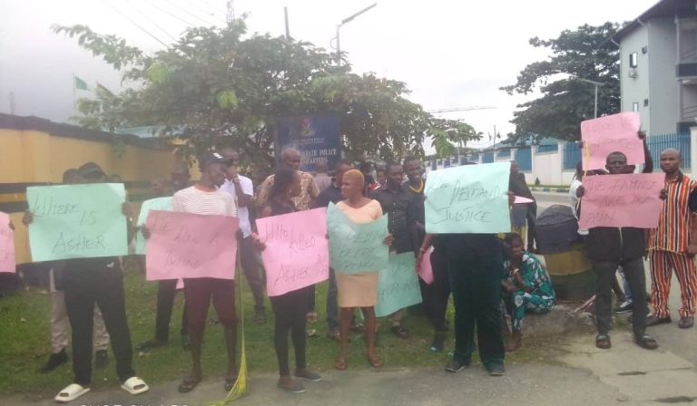 A'Ibom youths storm NNPC premises in Rivers over kinsman's death