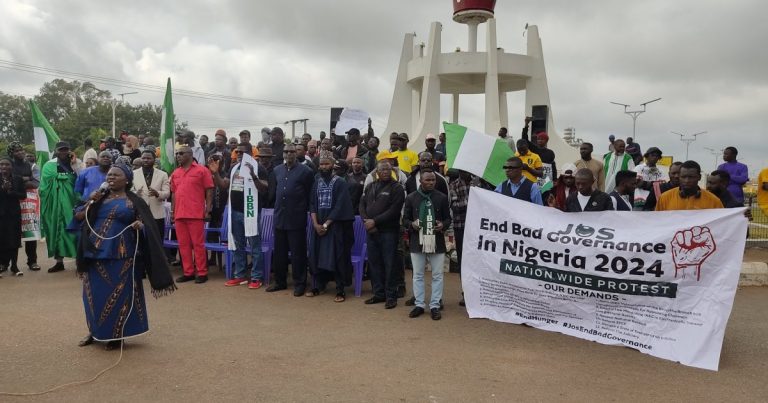 #EndBadGovernanceInNigeria protesters hold Sunday service in Jos