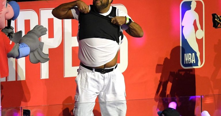 US rapper, Fatman Scoop, collapses on stage, dies