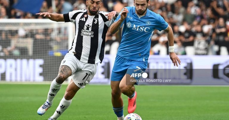 Juve, Napoli play out goalless draw in early Serie A title tussle