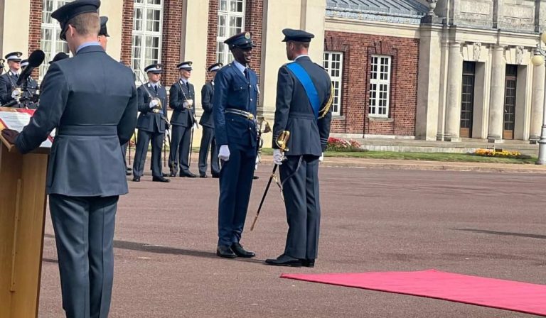 Nigerian Air Force Officer Gets Sword Of Honour In UK College