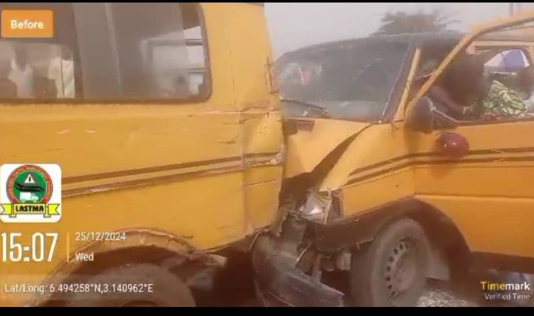 Five escape death in Lagos auto crash