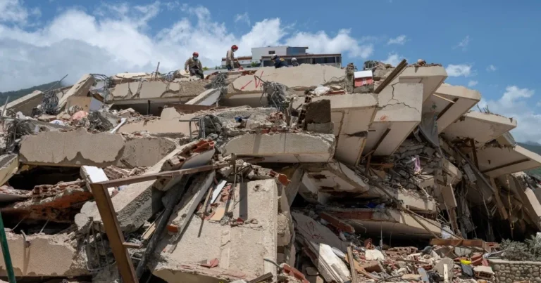 Death toll hits 1,430, 3,238 injured
