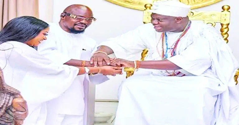Baba Ijesha got car, not chieftaincy title, Ooni’s palace sa Baba Ijesha got car, not chieftaincy title, Ooni’s palace sa