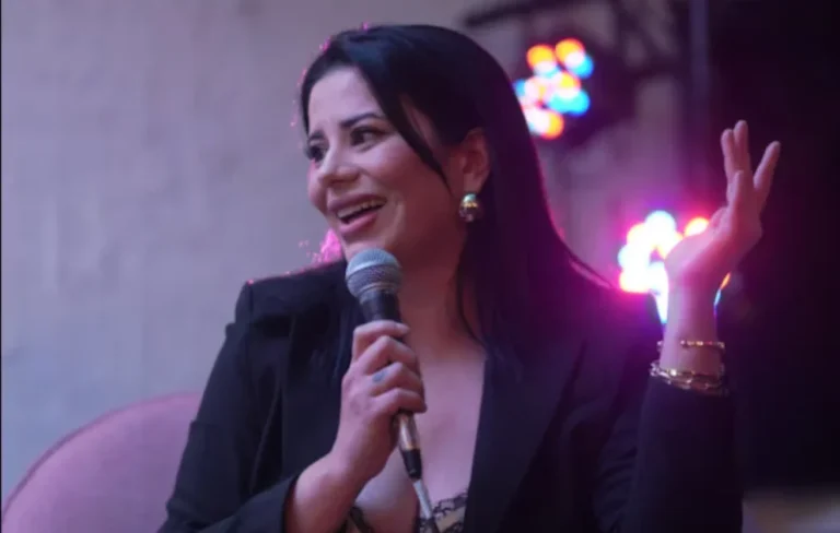 Ex-Porn Star Sworn In as Senator in Colombia