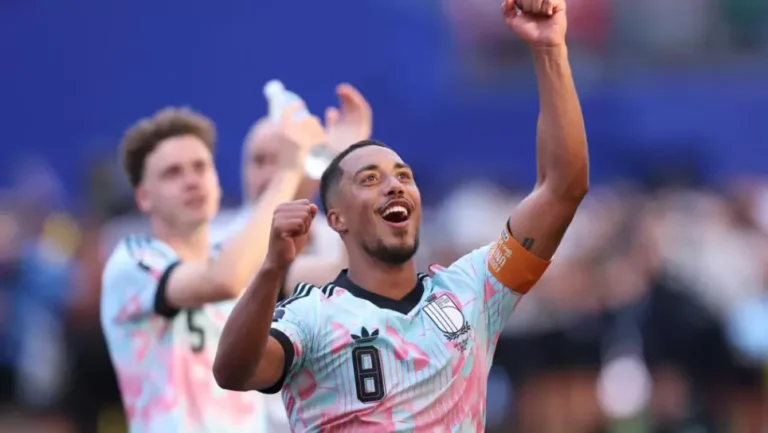 Man Utd sign Youri Tielemans from Aston Villa Man Utd sign Aston Villa midfielder Tielemans