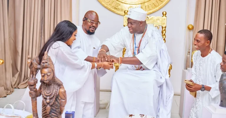 Ooni slammed over car gift, chieftaincy title to Baba Ijesha