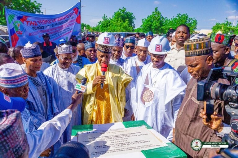 Senator Wamakko flags off N11.84bn Gidanmadi–Binji–Gande road project