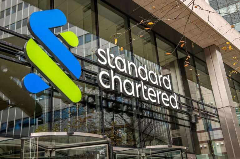 Wealth, global banking lift Standard Chartered to record $11.6bn income Wealth, global banking lift Standard Chartered to record $11.6bn income