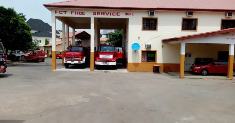 3 Firefighters Injured, FIRS Off
