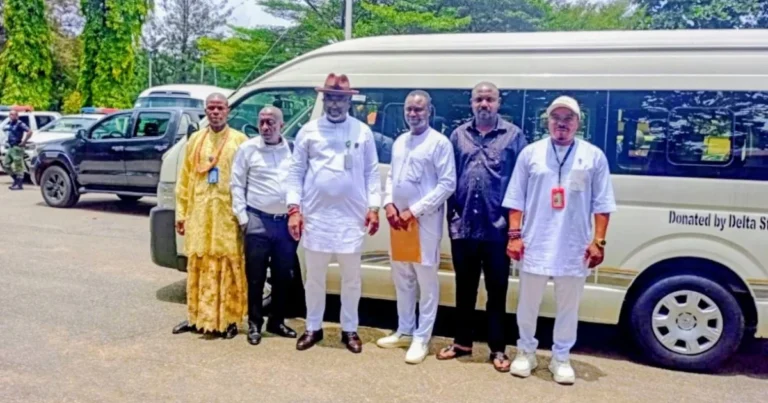 Oborevwori Donates Bus to Delta NUJ Oborevwori Donates Bus to Delta NUJ