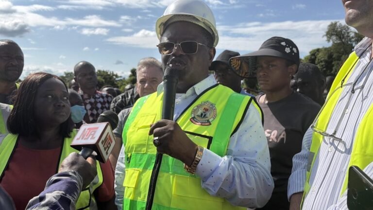 Concerns as FG extends work on first Niger Bridge by another week over incessant rainfall