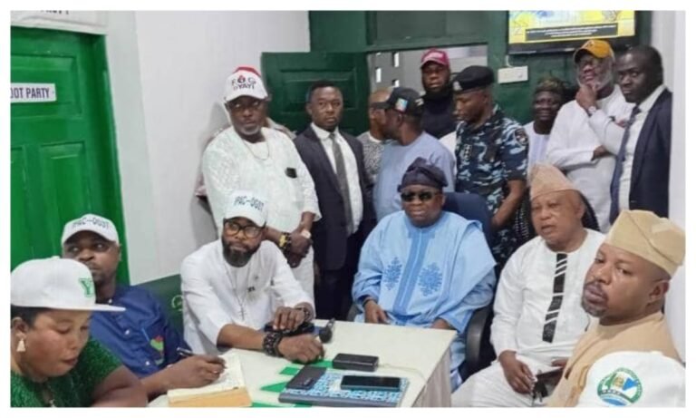 Don’t put Ogun on fire – IPAC warns politicians as Yayi visits secretariat