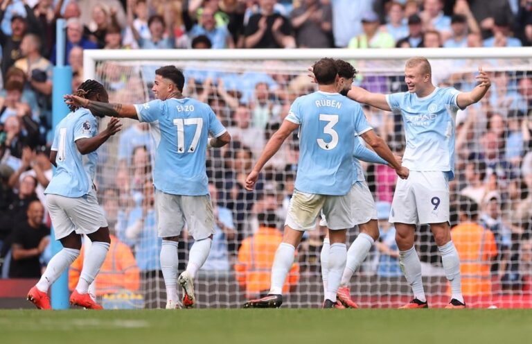 EPL table: Man City go three points clear of Arsenal with 5-3 win over Sunderland