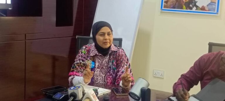 Media Urged to Scrutinise Govt S Nuzhat Rafique