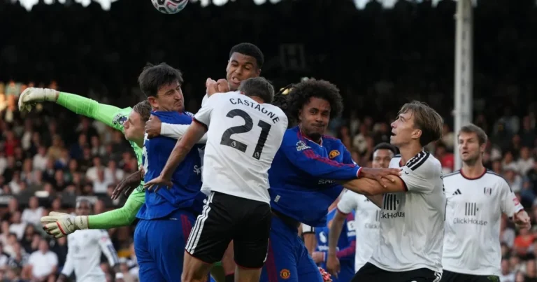 Neville slams Man United performance after Fulham draw