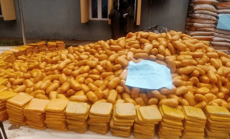 Ogun customs seizes N2.4bn contraband, N417m Range Rover