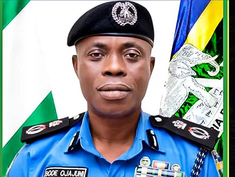 Police recover stolen Toyota Camry in Ogun, arrest one suspect Police recover stolen Toyota Camry in Ogun, arrest one suspect