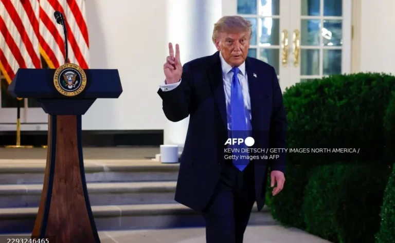 Trump Jokes About Renaming Strait of Hormuz 'Trump Strait'