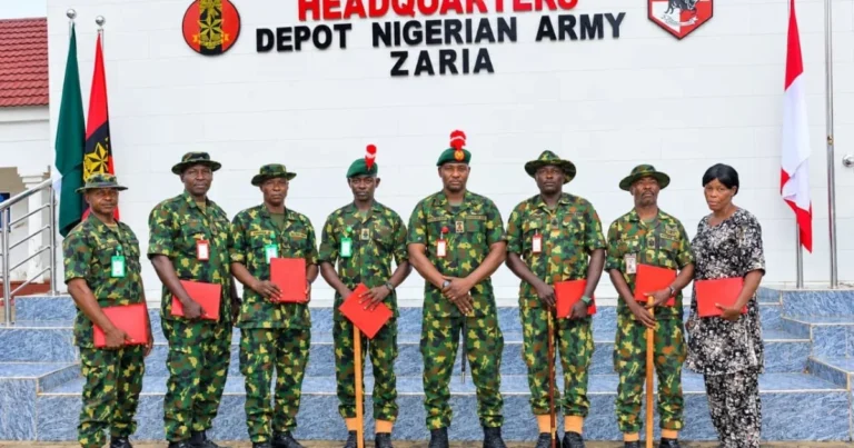 Army sends off discharged senior officers in Zaria