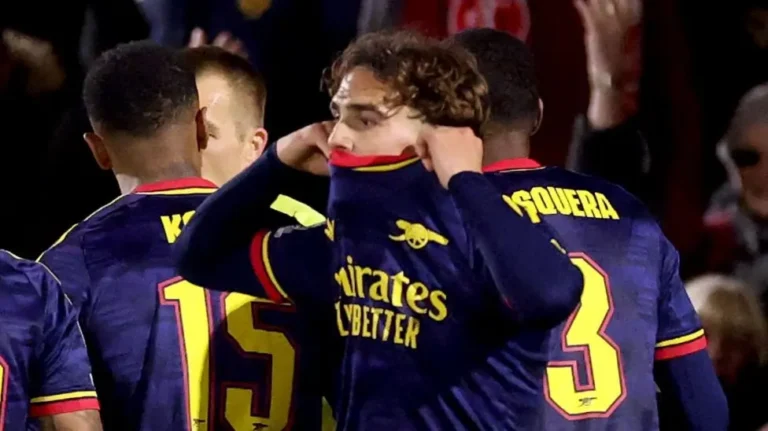 Arsenal not Disneyland, Arteta warns Dowman after red card Arsenal not Disneyland, Arteta warns Dowman after red card