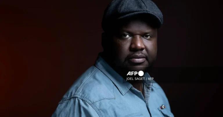 Novelist denies using AI for breakthrough debut novel