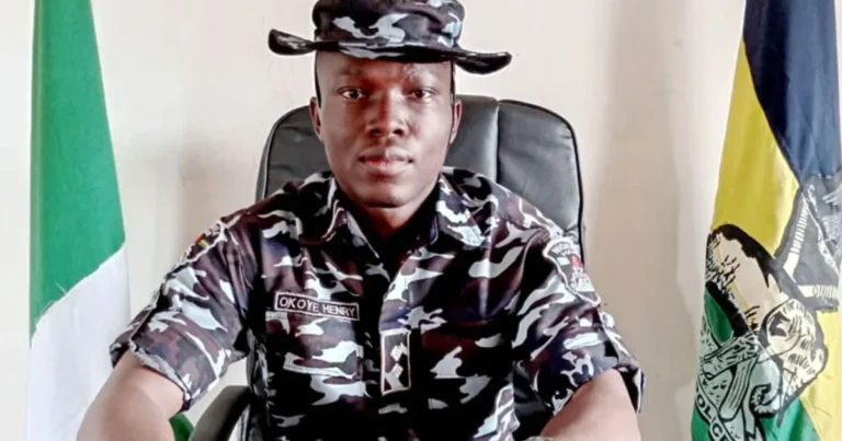 Police, Army step up efforts to rescue abducted corps member Police, Army step up efforts to rescue abducted corps member